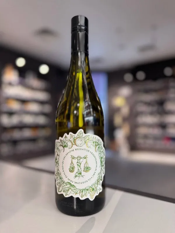 Вино Urlar, "The Mediator" Sauvignon Blanc, Новая Зеландия, Вайрарапа