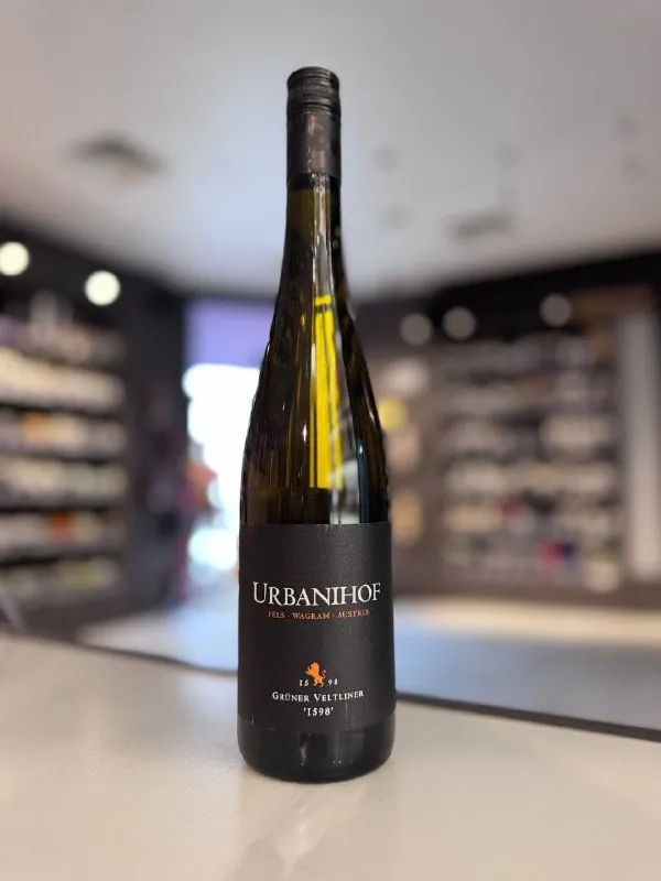 Вино Urbanihof, Gruner Veltliner 1598, Австрия