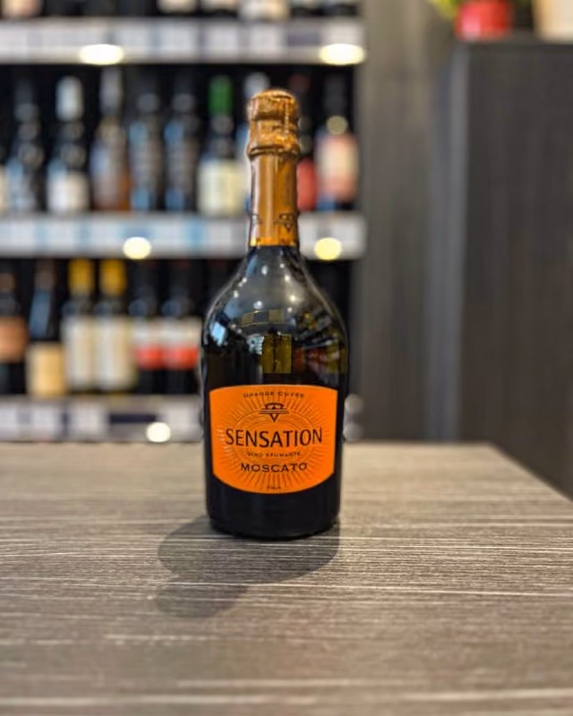 Игристое вино "Sensation" Moscato