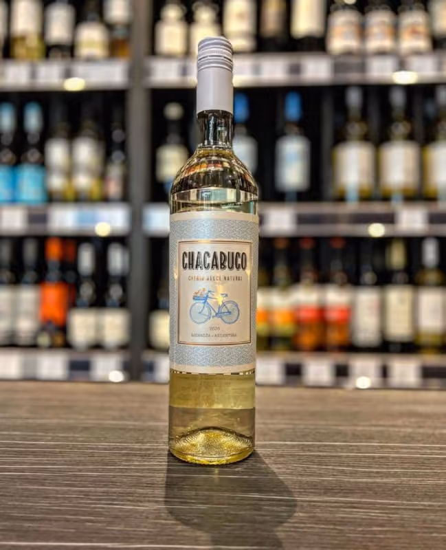 Сегодня мы расскажем вам о самом покупаемом вине в Винопарке - Los Haroldos, "Сhacabuco" Chenin Dulce Natural!