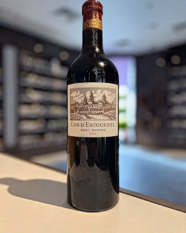 Вино Chateau Cos d'Estournel, Saint-Estephe AOC 2-er Grand Cru Classe, 2016
