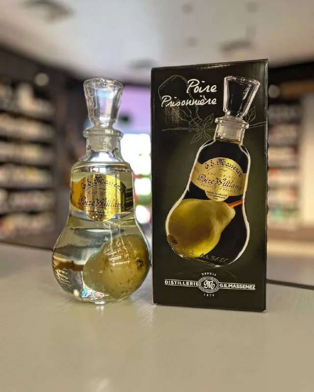 Бренди Massenez, Eau de vie Poire Prisonniere