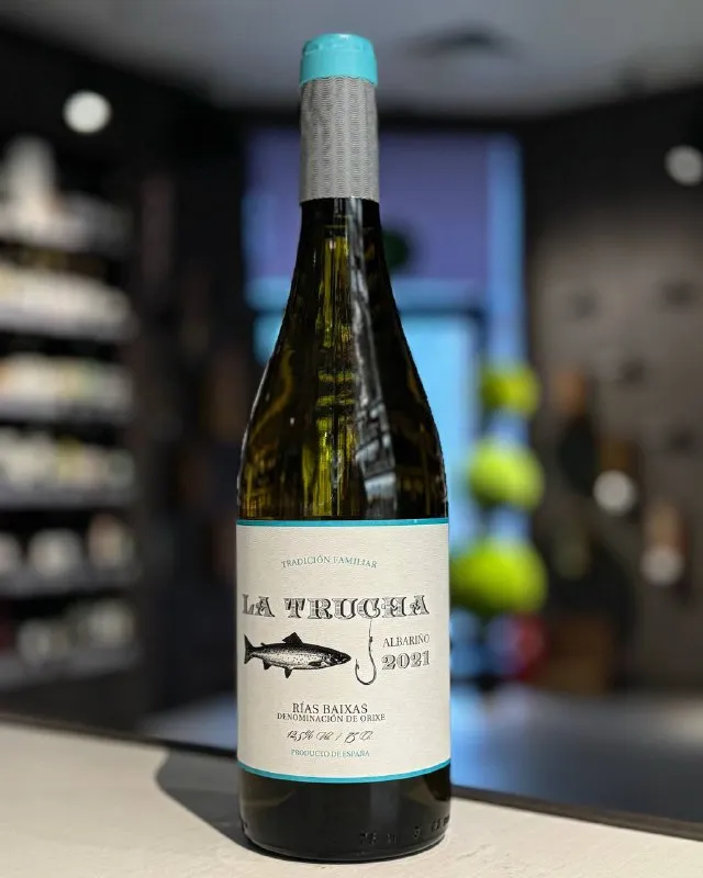Вино Notas Frutales, "La Trucha" Albarino, Rias Baixas DO, 2021
