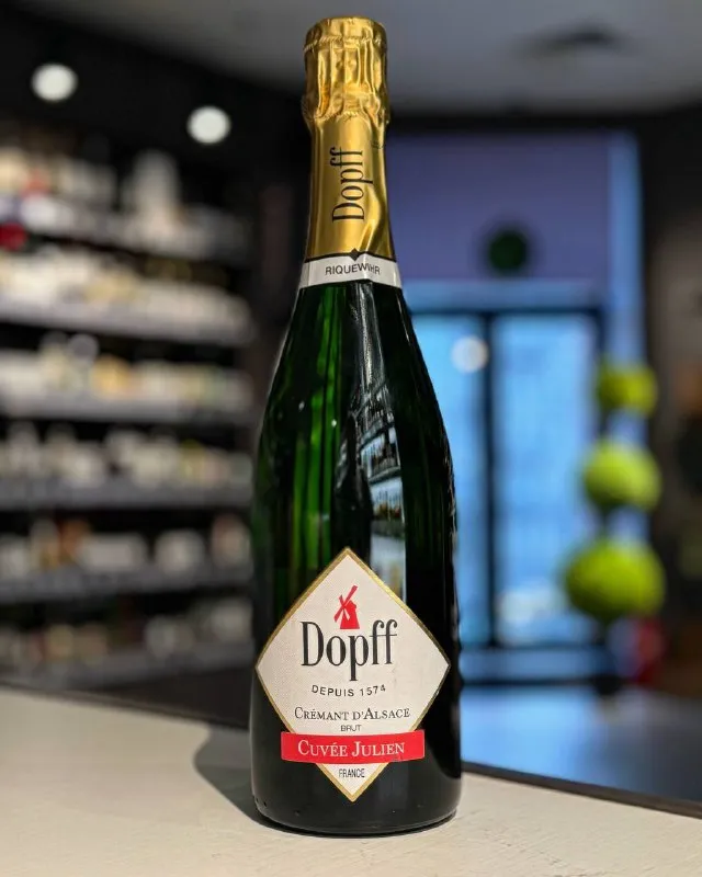 Игристое вино Dopff au Moulin, Cremant d'Alsace "Cuvee Julien" Brut