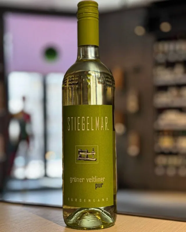 Вино Stiegelmar, Gruner Veltliner "Pur"