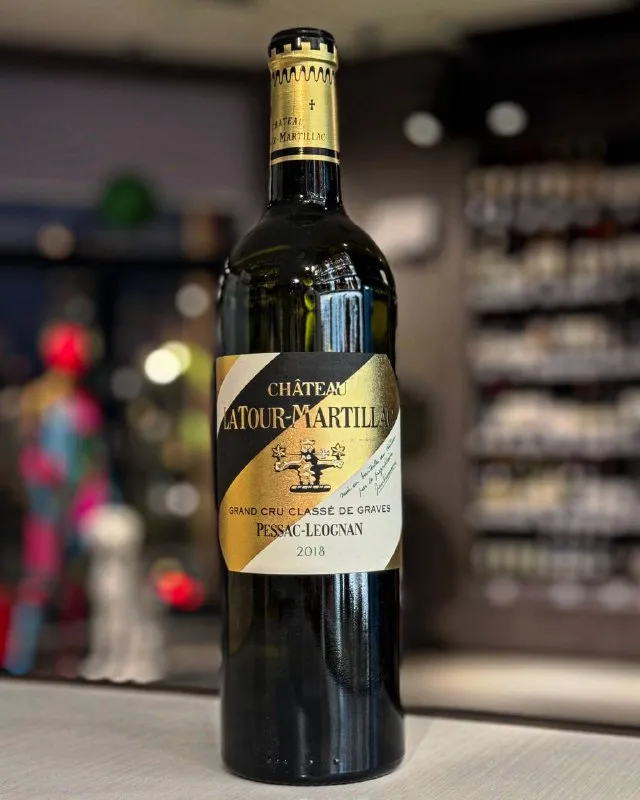 Вино Chateau Latour-Martillac, Pessac-Leognan AOC Blanc, 2018