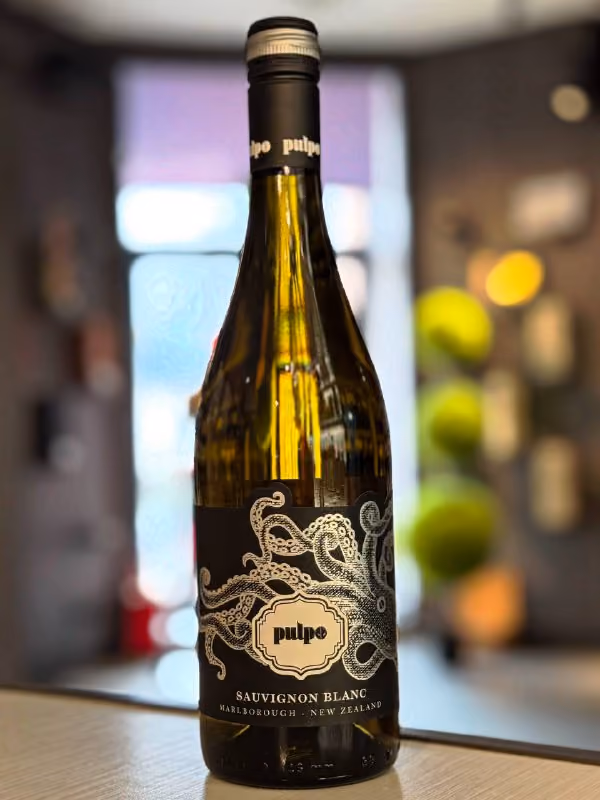 Вино "Pulpo" Sauvignon Blanc