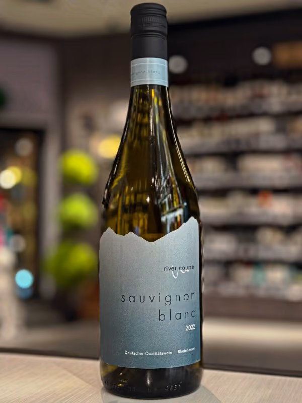 Вино "River Course" Sauvignon Blanc, Rheinhessen QbA, 2022, Германия, Рейнхессен