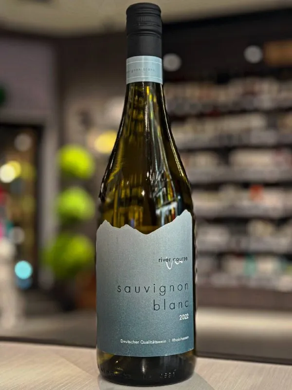 Вино "River Course" Sauvignon Blanc, Rheinhessen QbA, 2022, Германия, Рейнхессен